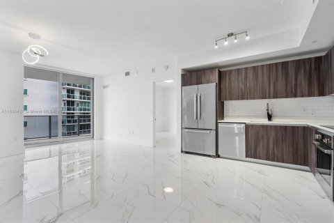 Купить кондоминиум в Майами, Флорида 1 спальня, 70.51м2, № 1814680 - фото 4