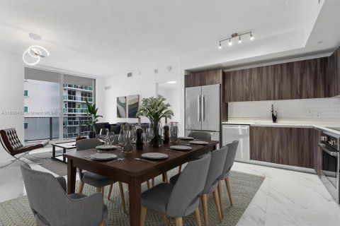 Купить кондоминиум в Майами, Флорида 1 спальня, 70.51м2, № 1814680 - фото 3