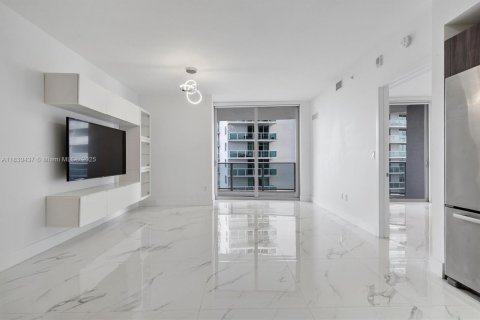 Купить кондоминиум в Майами, Флорида 1 спальня, 70.51м2, № 1814680 - фото 6