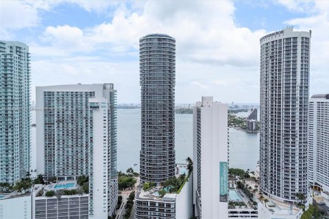 Купить кондоминиум в Майами, Флорида 1 спальня, 70.51м2, № 1814680 - фото 17
