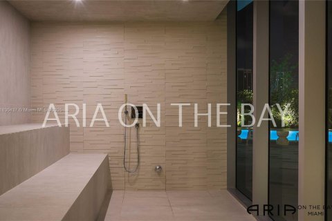 Купить кондоминиум в Майами, Флорида 1 спальня, 70.51м2, № 1814680 - фото 25