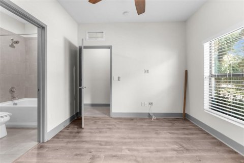 Touwnhouse à louer à Tampa, Floride: 3 chambres, 177.63 m2 № 2105425 - photo 19