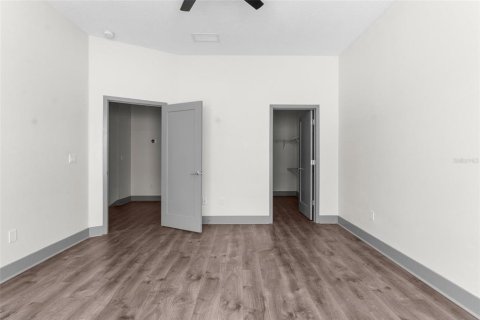 Touwnhouse à louer à Tampa, Floride: 3 chambres, 177.63 m2 № 2105425 - photo 22
