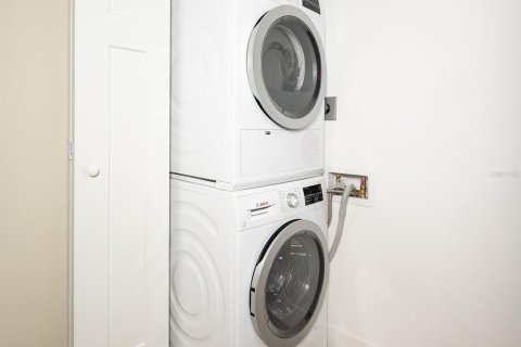 Купить кондоминиум в Сарасота, Флорида 5 комнат, 111.48м2, № 1513788 - фото 13