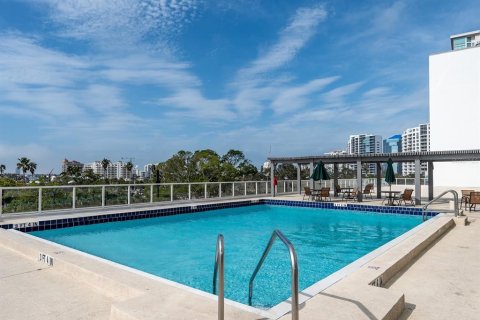 Купить кондоминиум в Сарасота, Флорида 5 комнат, 111.48м2, № 1513788 - фото 29
