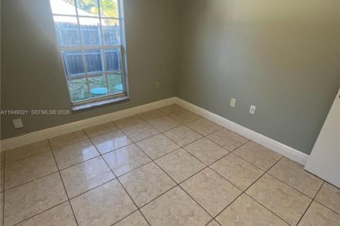 Снять в аренду виллу или дом в Майами, Флорида 3 спальни, 239.69м2, № 2005139 - фото 24