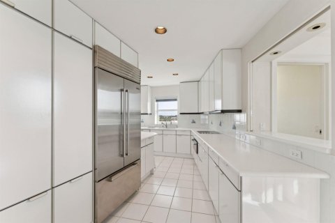 Купить кондоминиум в Палм-Бич, Флорида 7 комнат, 235.51м2, № 2184912 - фото 18
