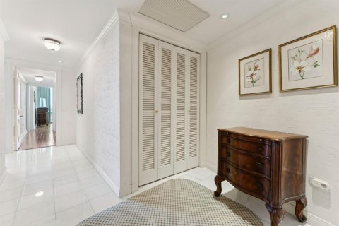 Купить кондоминиум в Палм-Бич, Флорида 7 комнат, 235.51м2, № 2184912 - фото 14