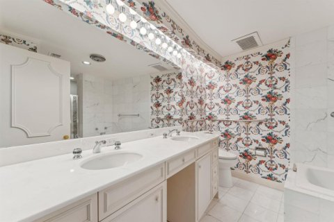 Купить кондоминиум в Палм-Бич, Флорида 7 комнат, 235.51м2, № 2184912 - фото 22