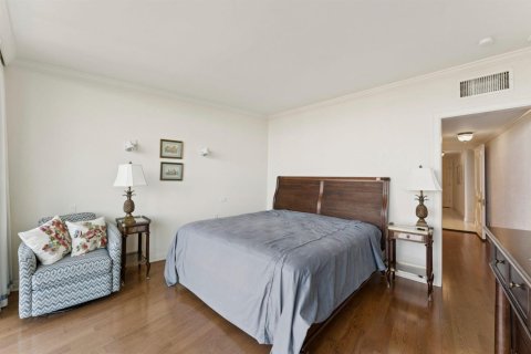 Купить кондоминиум в Палм-Бич, Флорида 7 комнат, 235.51м2, № 2184912 - фото 24