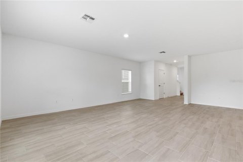 Casa en alquiler en Wesley Chapel, Florida, 5 dormitorios, 205.78 m2 № 2094363 - foto 7