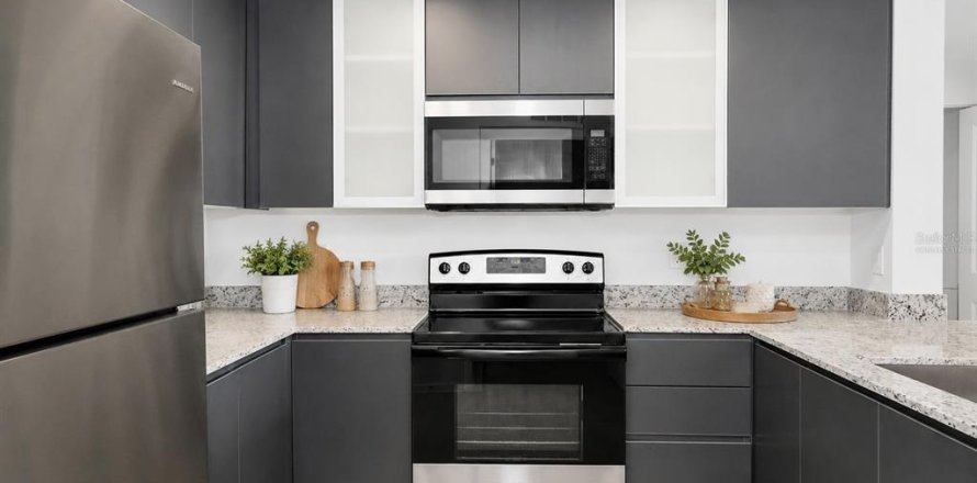 Condo in Orlando, Florida, 2 bedrooms № 2208754