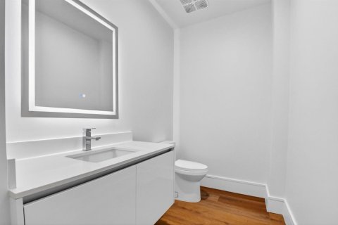 Condo in West Palm Beach, Florida, 3 bedrooms  № 2245711 - photo 25