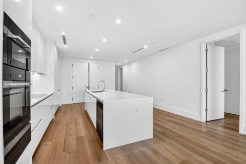 Condo in West Palm Beach, Florida, 3 bedrooms  № 2245711 - photo 18