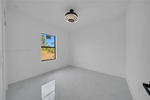 Villa ou maison à vendre à Lehigh Acres, Floride: 3 chambres № 2046890 - photo 17