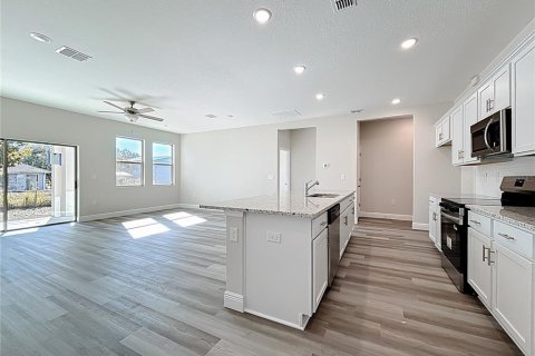 Villa ou maison à vendre à North Port, Floride: 4 chambres, 168.15 m2 № 2152087 - photo 16