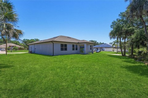 Villa ou maison à vendre à North Port, Floride: 4 chambres, 168.15 m2 № 2152087 - photo 9
