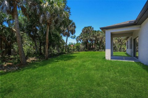 Villa ou maison à vendre à North Port, Floride: 4 chambres, 168.15 m2 № 2152087 - photo 7