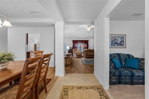 Casa en venta en Summerfield, Florida, 3 dormitorios, 186.73 m2 № 1907376 - foto 5