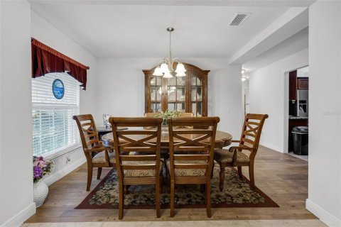 Casa en venta en Summerfield, Florida, 3 dormitorios, 186.73 m2 № 1907376 - foto 8