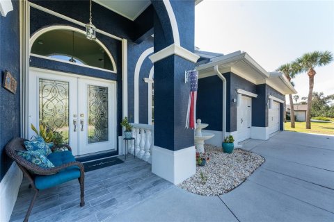 Casa en venta en Port Charlotte, Florida, 3 dormitorios, 218.13 m2 № 1558218 - foto 2