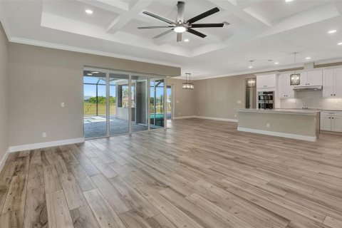 House in Port Charlotte, Florida 4 bedrooms, 209.31 sq.m. № 1843051 - photo 19