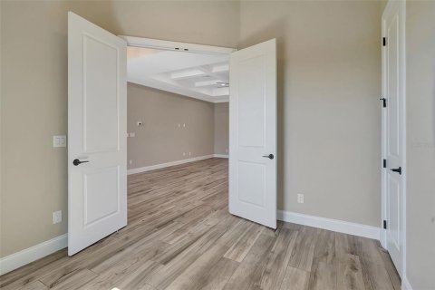 House in Port Charlotte, Florida 4 bedrooms, 209.31 sq.m. № 1843051 - photo 23