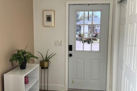 House in Saint Petersburg, Florida 2 bedrooms, 70.88 sq.m. № 1870537 - photo 4