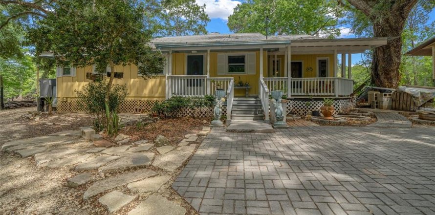 Casa en Dunnellon, Florida 3 dormitorios, 183.95 m2 № 1670768