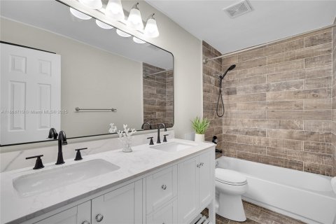 Casa en venta en Pompano Beach, Florida, 3 dormitorios, 173.63 m2 № 1921601 - foto 18