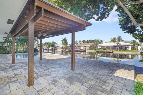 Casa en venta en Pompano Beach, Florida, 3 dormitorios, 173.63 m2 № 1921601 - foto 25