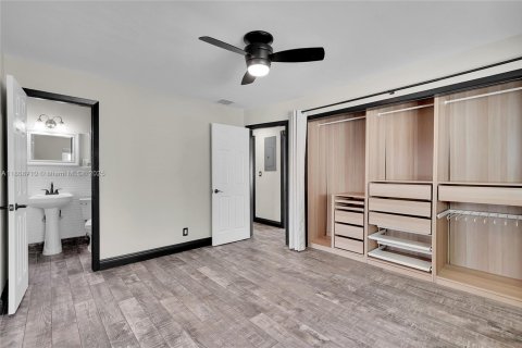 Casa en venta en Pompano Beach, Florida, 3 dormitorios, 173.63 m2 № 1921601 - foto 23