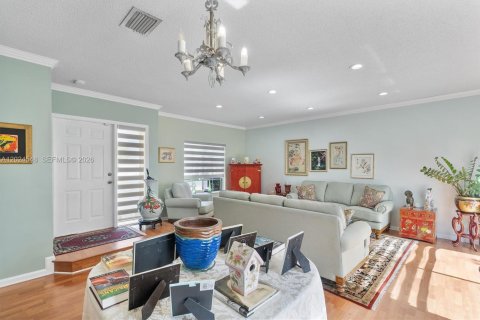 Villa ou maison à vendre à Miami, Floride: 3 chambres, 150.87 m2 № 2084855 - photo 9