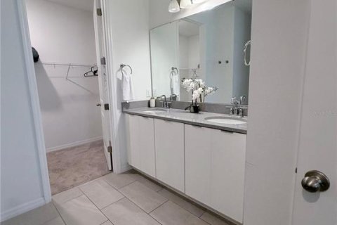 Villa ou maison à louer à Davenport, Floride: 3 chambres, 211.82 m2 № 2383783 - photo 11