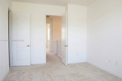 Adosado en venta en Fort Lauderdale, Florida, 2 dormitorios, 155.98 m2 № 2049332 - foto 18