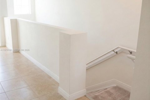 Adosado en venta en Fort Lauderdale, Florida, 2 dormitorios, 155.98 m2 № 2049332 - foto 3
