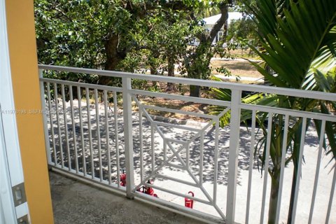 Adosado en venta en Fort Lauderdale, Florida, 2 dormitorios, 155.98 m2 № 2049332 - foto 21