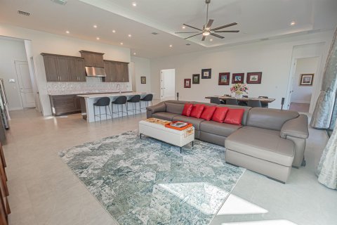 Villa ou maison à vendre à Port St. Lucie, Floride: 3 chambres, 257.9 m2 № 2293435 - photo 3