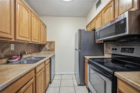 Condominio en venta en Gainesville, Florida, 2 dormitorios, 93.18 m2 № 2152357 - foto 9