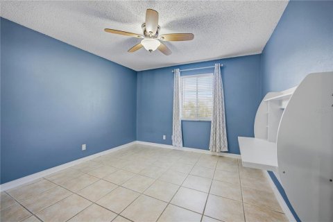 Condominio en venta en Gainesville, Florida, 2 dormitorios, 93.18 m2 № 2152357 - foto 11