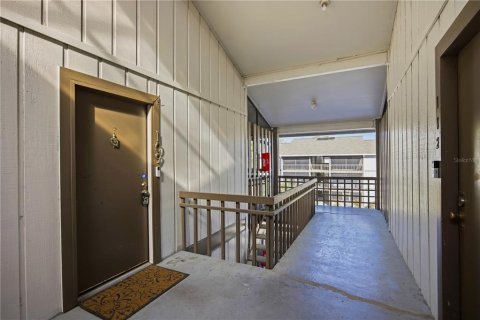 Condominio en venta en Gainesville, Florida, 2 dormitorios, 93.18 m2 № 2152357 - foto 3