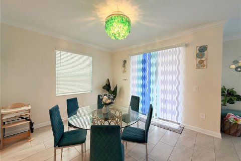 Villa ou maison à vendre à Davenport, Floride: 6 chambres, 305.74 m2 № 2397113 - photo 18
