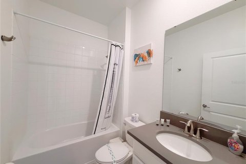 Villa ou maison à vendre à Davenport, Floride: 6 chambres, 305.74 m2 № 2397113 - photo 8