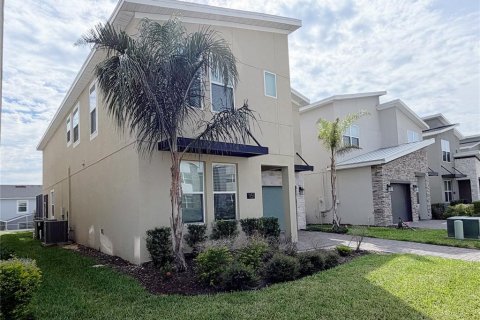 Villa ou maison à vendre à Davenport, Floride: 6 chambres, 305.74 m2 № 2397113 - photo 3