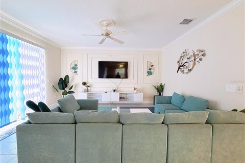 Villa ou maison à vendre à Davenport, Floride: 6 chambres, 305.74 m2 № 2397113 - photo 19