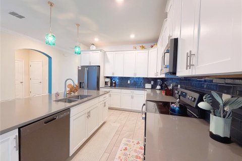 Villa ou maison à vendre à Davenport, Floride: 6 chambres, 305.74 m2 № 2397113 - photo 13