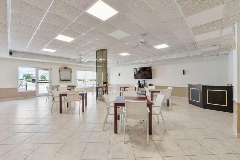 Condo in Palm Beach, Florida, 2 bedrooms  № 2187983 - photo 4