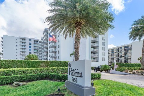 Condominio en Palm Beach, Florida, 2 dormitorios  № 2187983