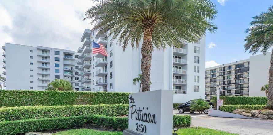 Condo in Palm Beach, Florida, 2 bedrooms  № 2187983