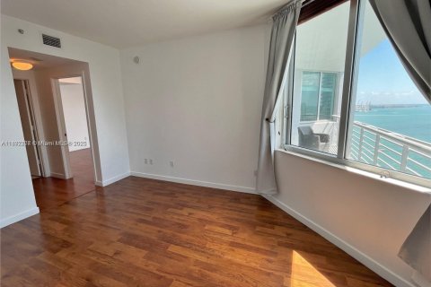 Condo in Miami, Florida, 2 bedrooms  № 1944236 - photo 15